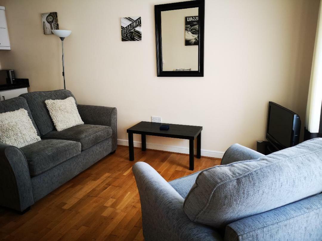Contemporary Cottage Holidays Бринлингтон Экстерьер фото